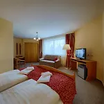 Hotel Auerhahn 3*