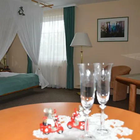 Kurhotel Auerhahn 3* Masserberg